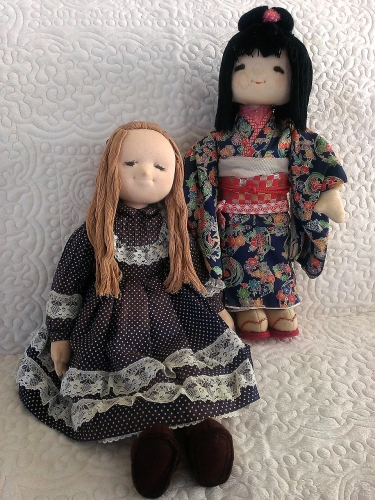手製の布人形