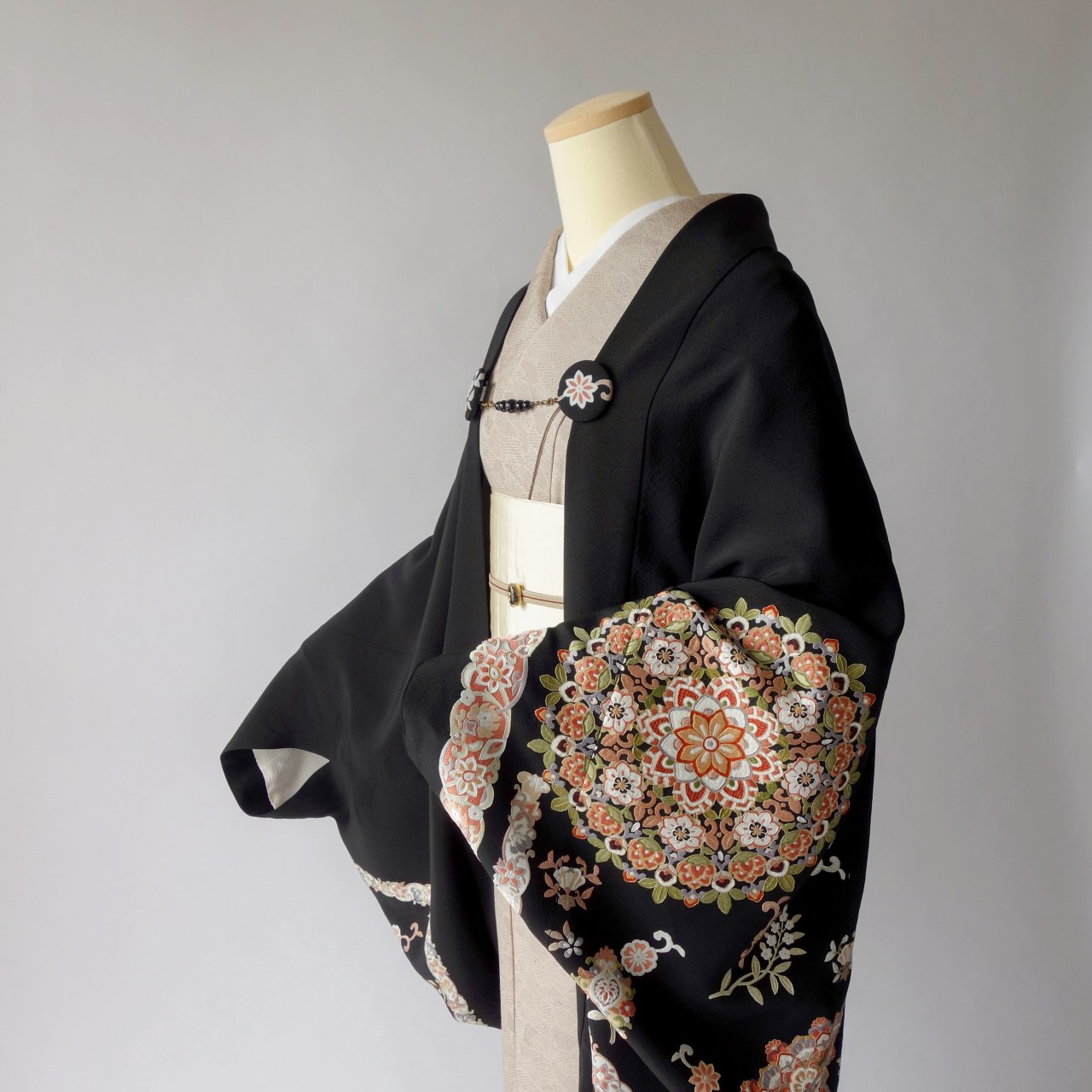 呉県刺繍のモモンガ着物羽織
