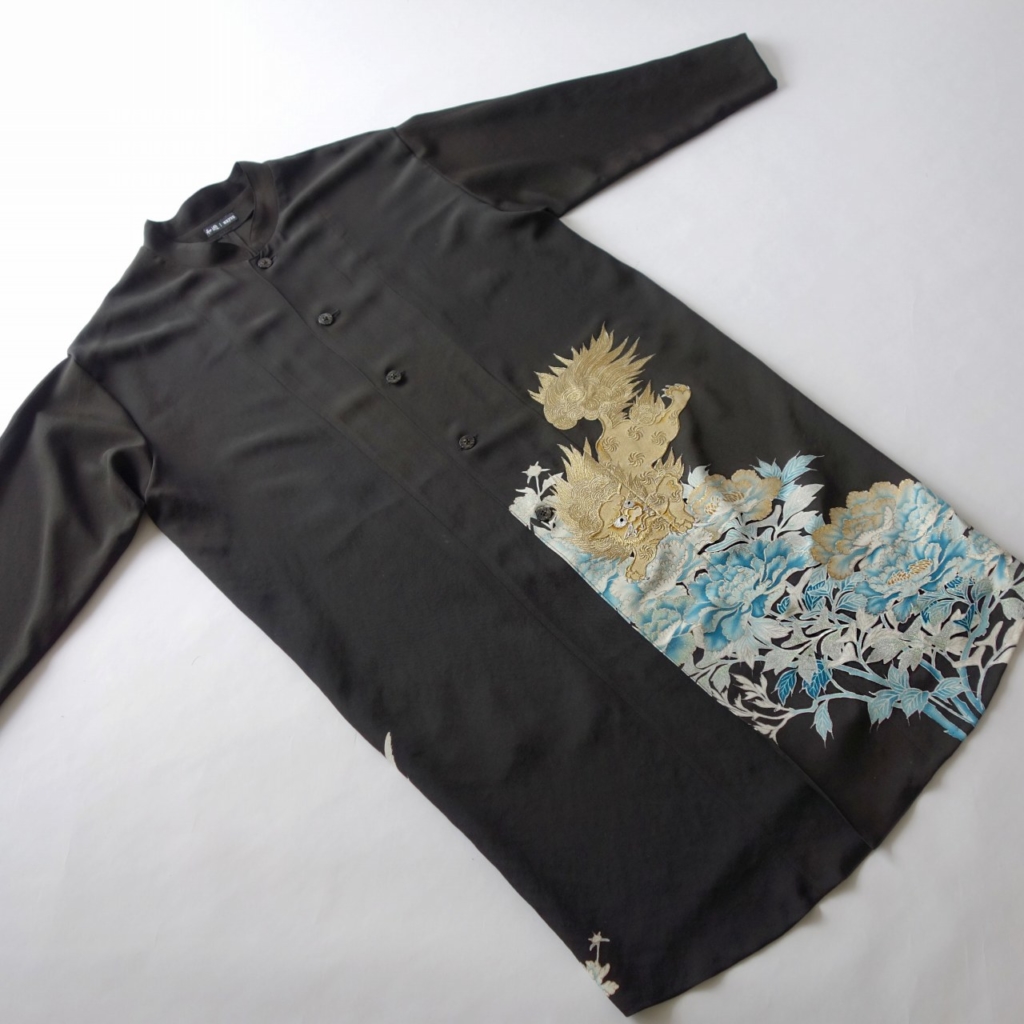 黒留袖着物リメイク/ビッグシルエットのユニセックスワンピース（金銀