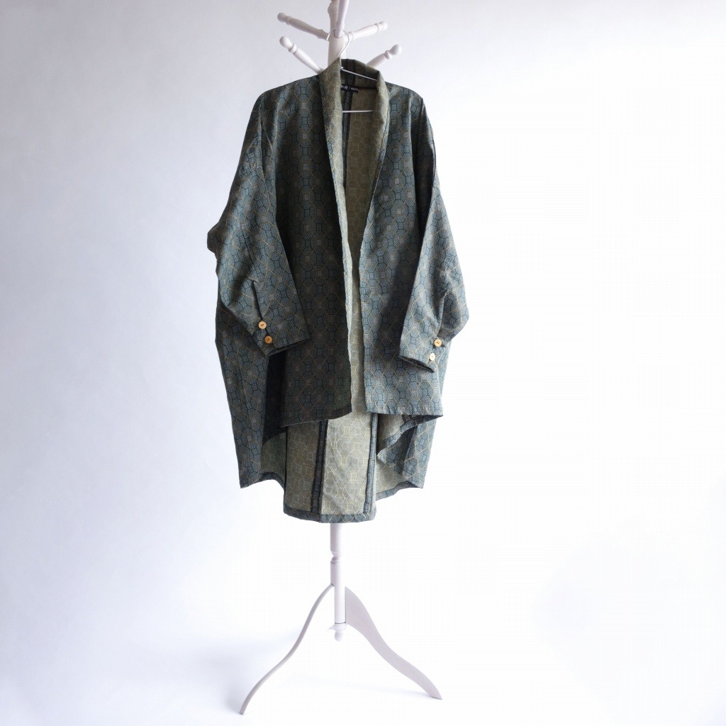 蜀江柄の新反物から制作したビッグシルエットジャケット