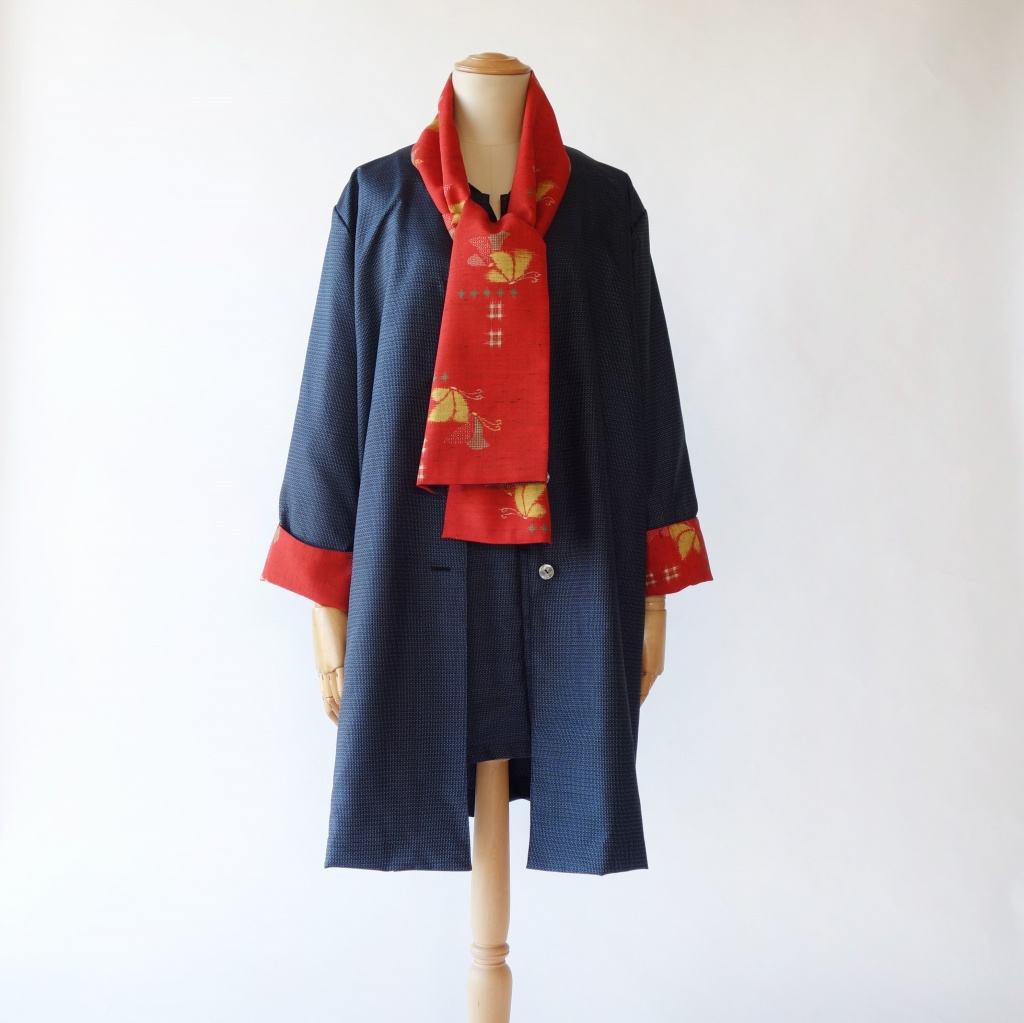 男性物大島紬＆赤地のウール反物使用の単衣コート・ブラウス・スヌード＆ストールセット