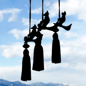 12ヵ月の誕生石から選べる天然石 お守り提灯狐 きつねの帯飾り / 薄墨グラデーションタッセル