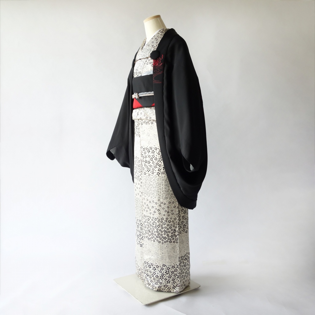 赤い花の未着用絵羽織からのモモンガ着物羽織