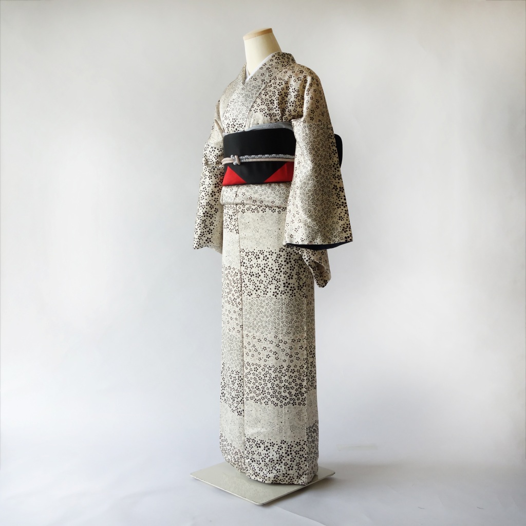 赤い花の未着用絵羽織からのモモンガ着物羽織