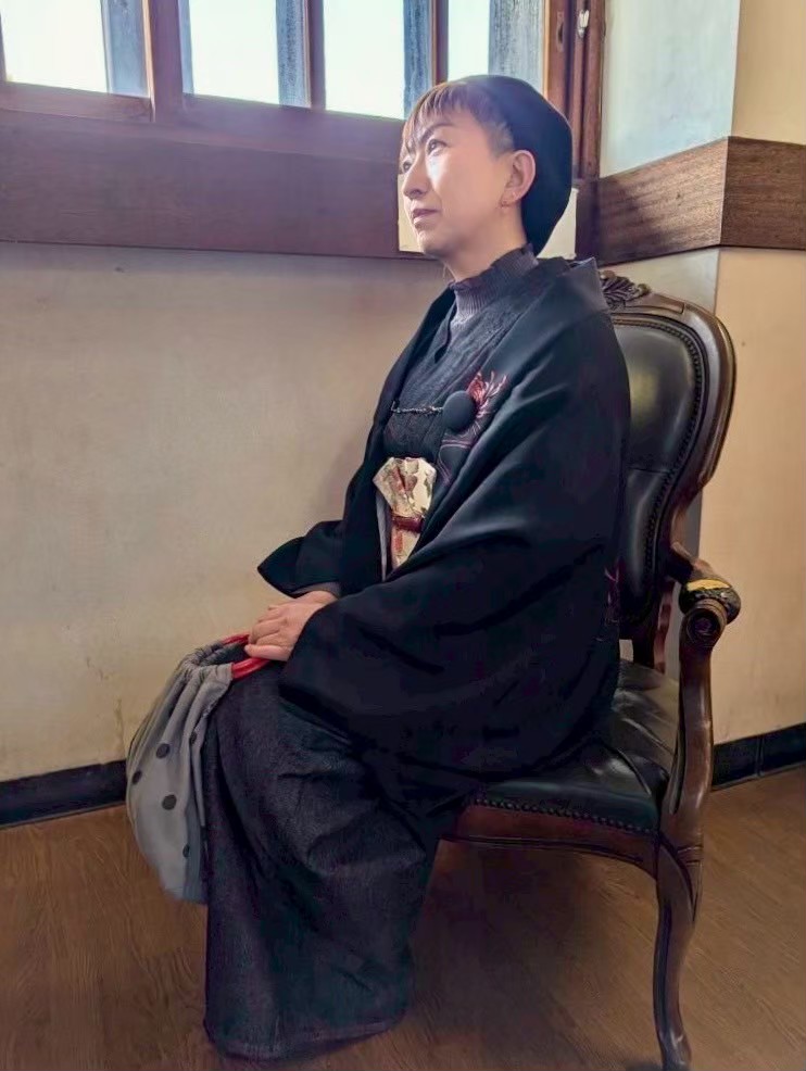 赤い花の未着用絵羽織からのモモンガ着物羽織