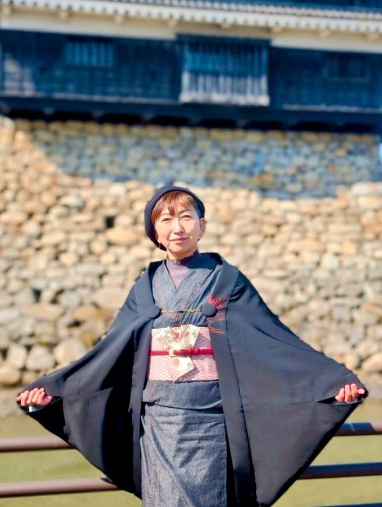 赤い花の未着用絵羽織からのモモンガ着物羽織