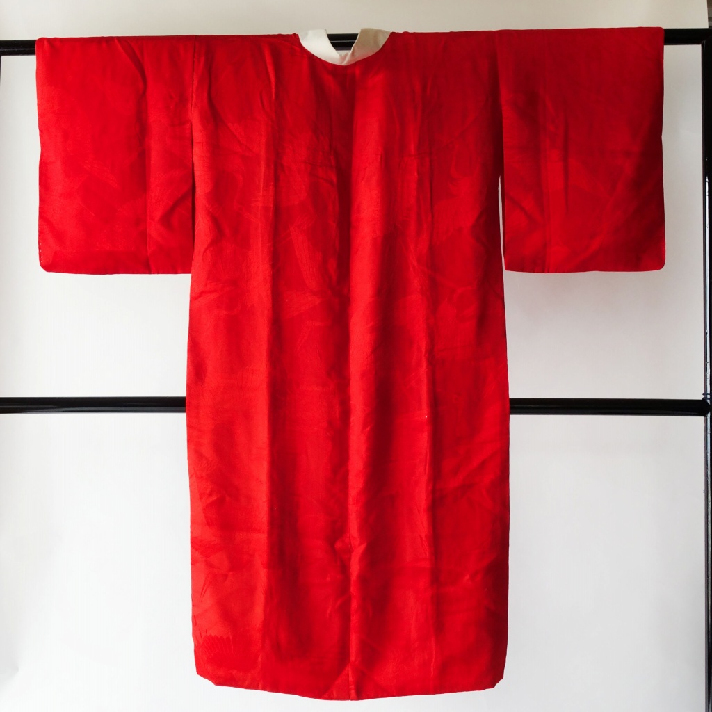 祖母の喪服をリメイク｜アメリカ在住の方からご依頼のワンピースコートと和小物制作